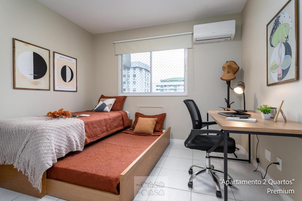 2 Quartos Com Varanda A 300m Riocentro Wi-fi 120mbps E Cozinha Completa - Com Piscina, Estacionamento, Portaria 24h E Parquinho Infantil - Indicado Grupos, A Trabalho E Criancas Сasa de vacaciones