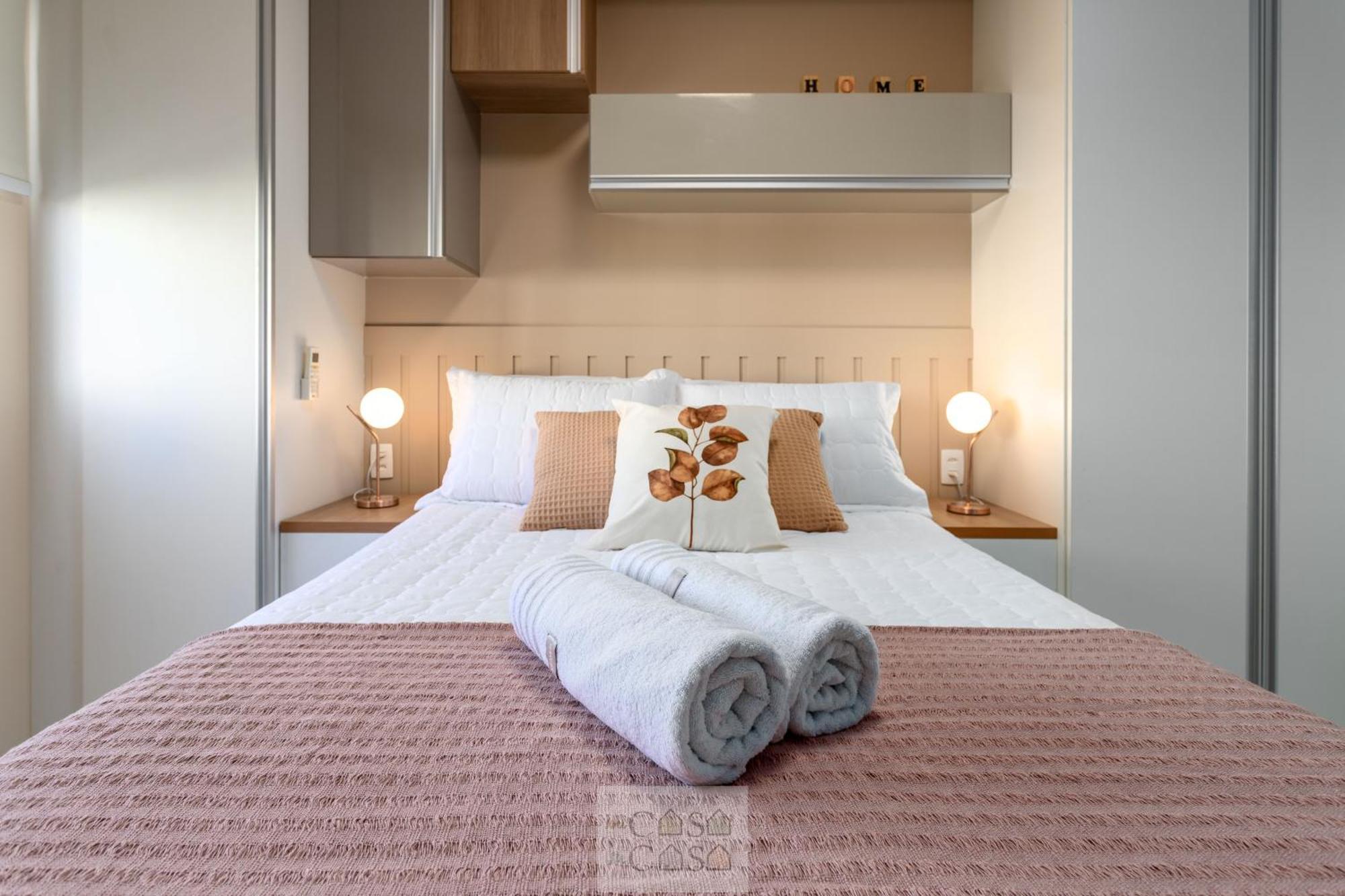 2 Quartos Com Varanda A 300m Riocentro Wi-fi 120mbps E Cozinha Completa - Com Piscina, Estacionamento, Portaria 24h E Parquinho Infantil - Indicado Grupos, A Trabalho E Criancas * Río de Janeiro